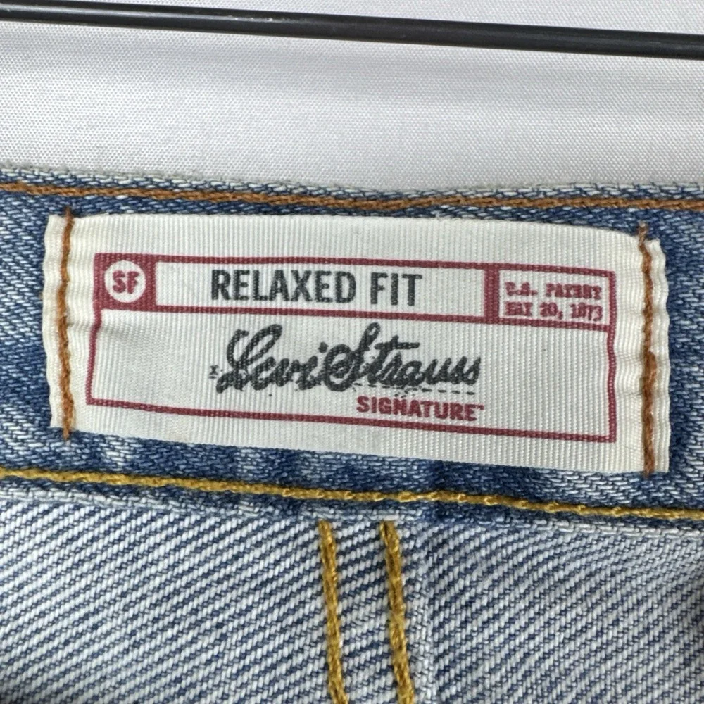 Levi Strauss Signature Mens‎ Relaxed Fit Jeans Light Wash Denim 38x30